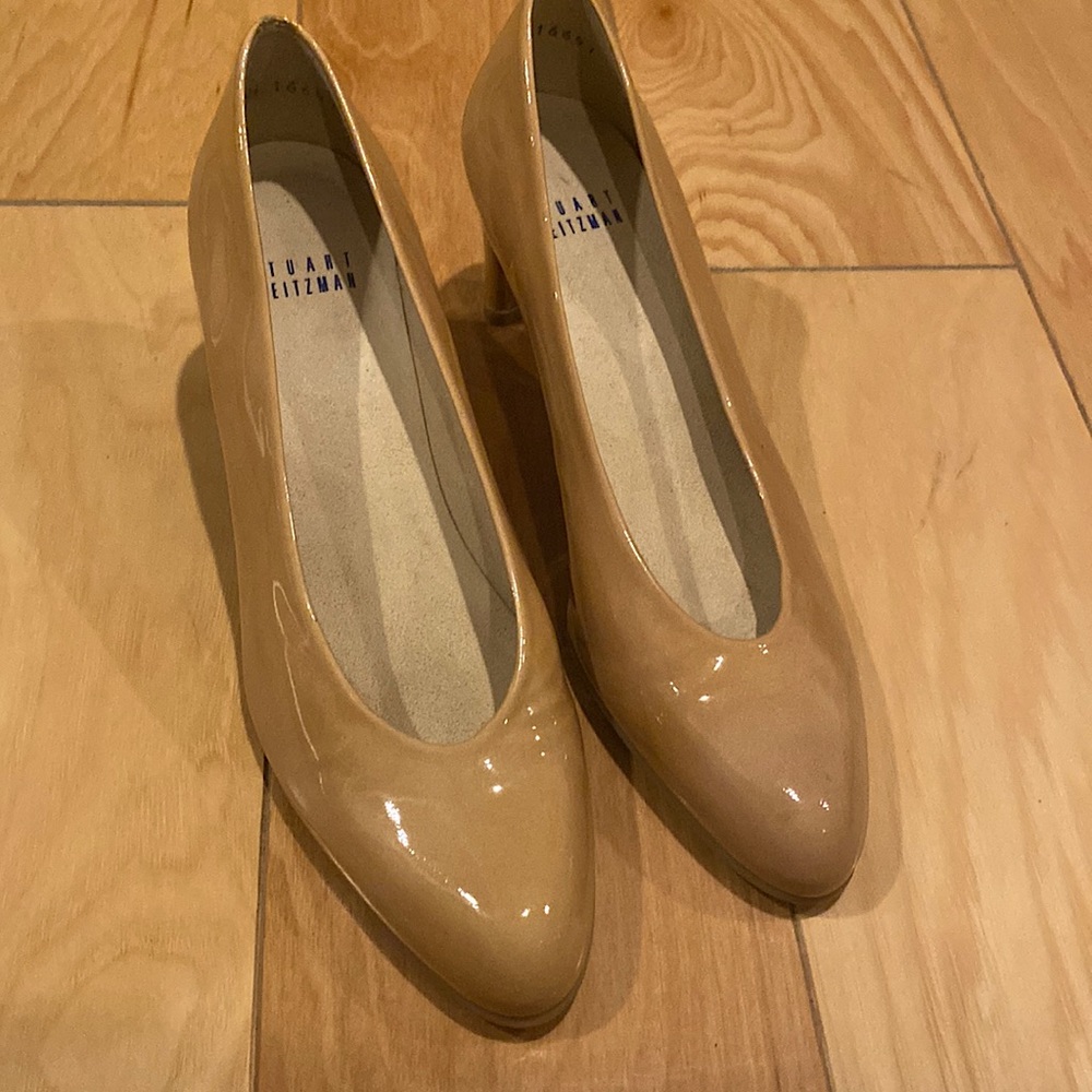 Vintage Stuart Weitzman pumps - tan / caramel